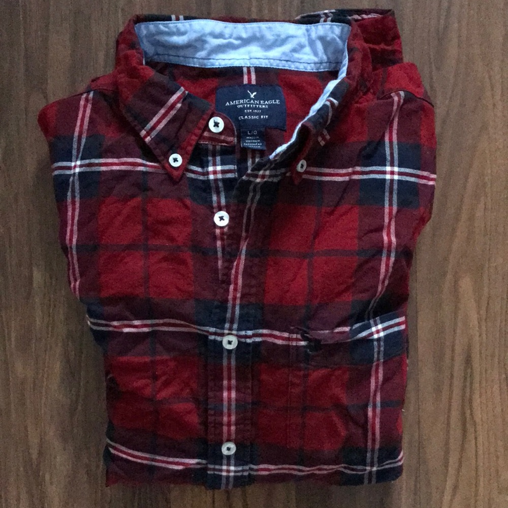 American Eagle Button-Down Shirt